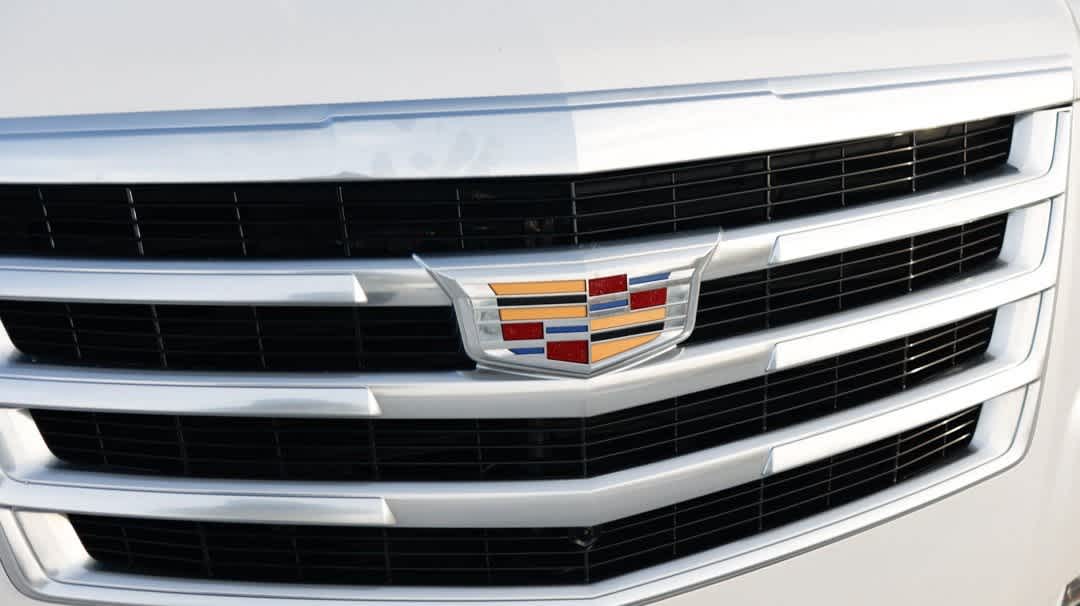 Thumbnail: 2016 Cadillac Escalade - 9