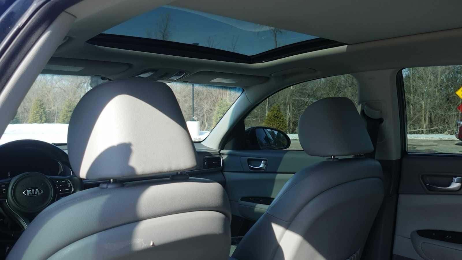 Thumbnail: 2017 Kia Optima - 22