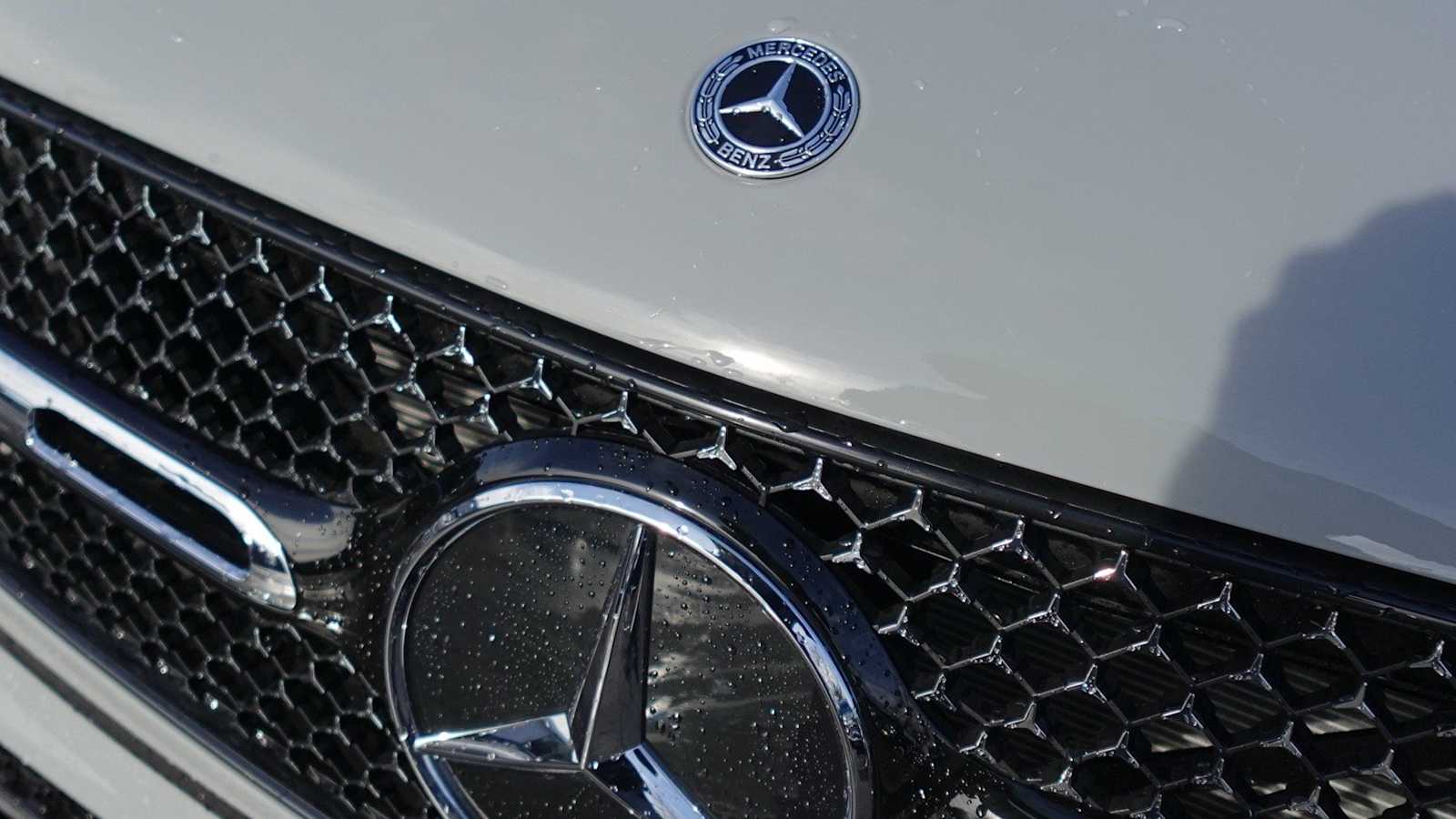 Thumbnail: 2026 Mercedes-Benz GLC - 13