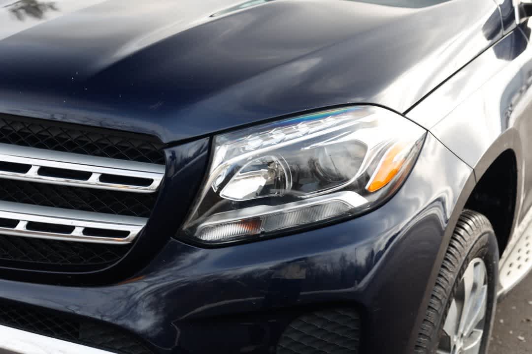 Thumbnail: 2018 Mercedes-Benz GLS - 33