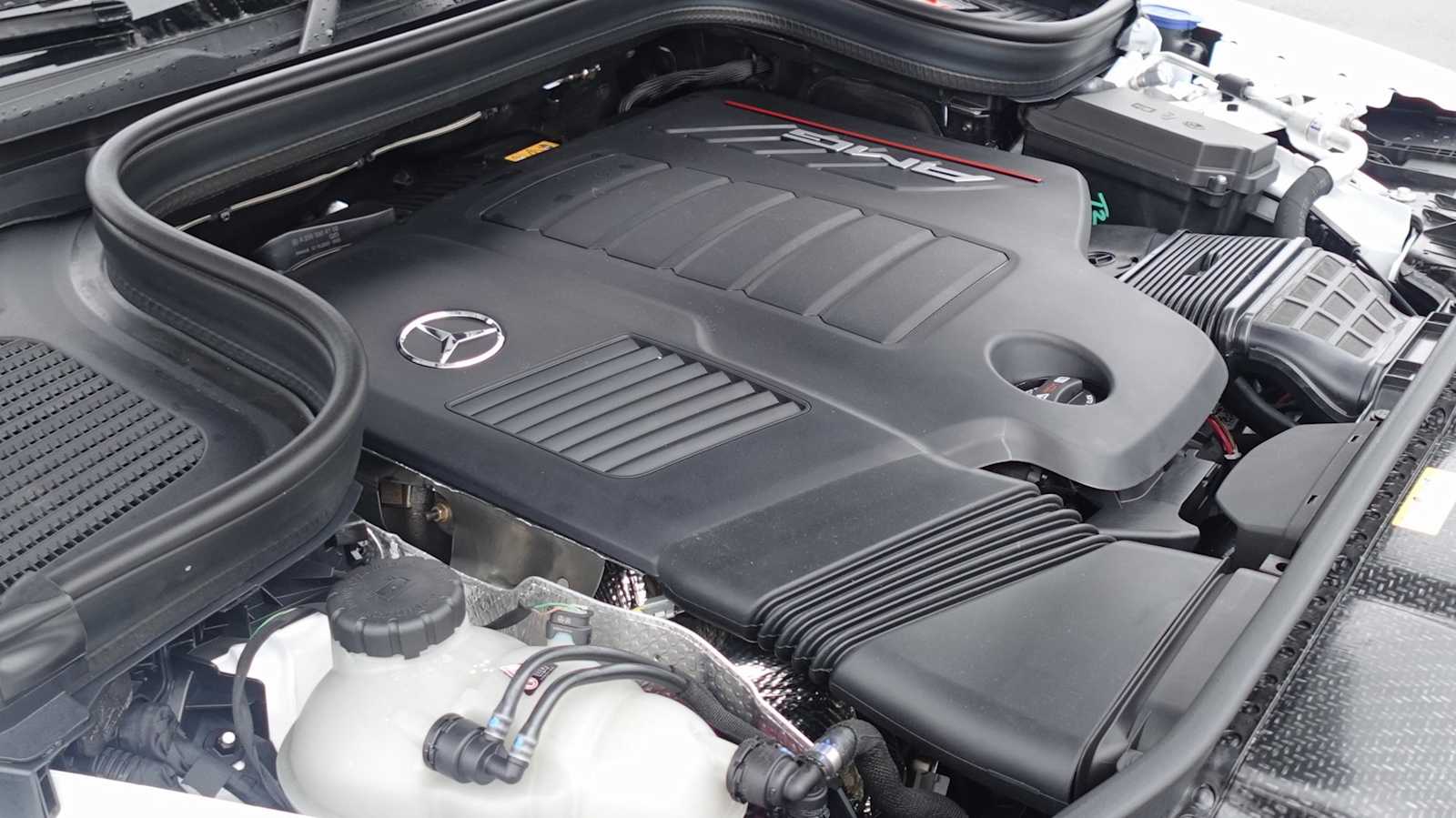 Thumbnail: 2026 Mercedes-Benz GLE - 24