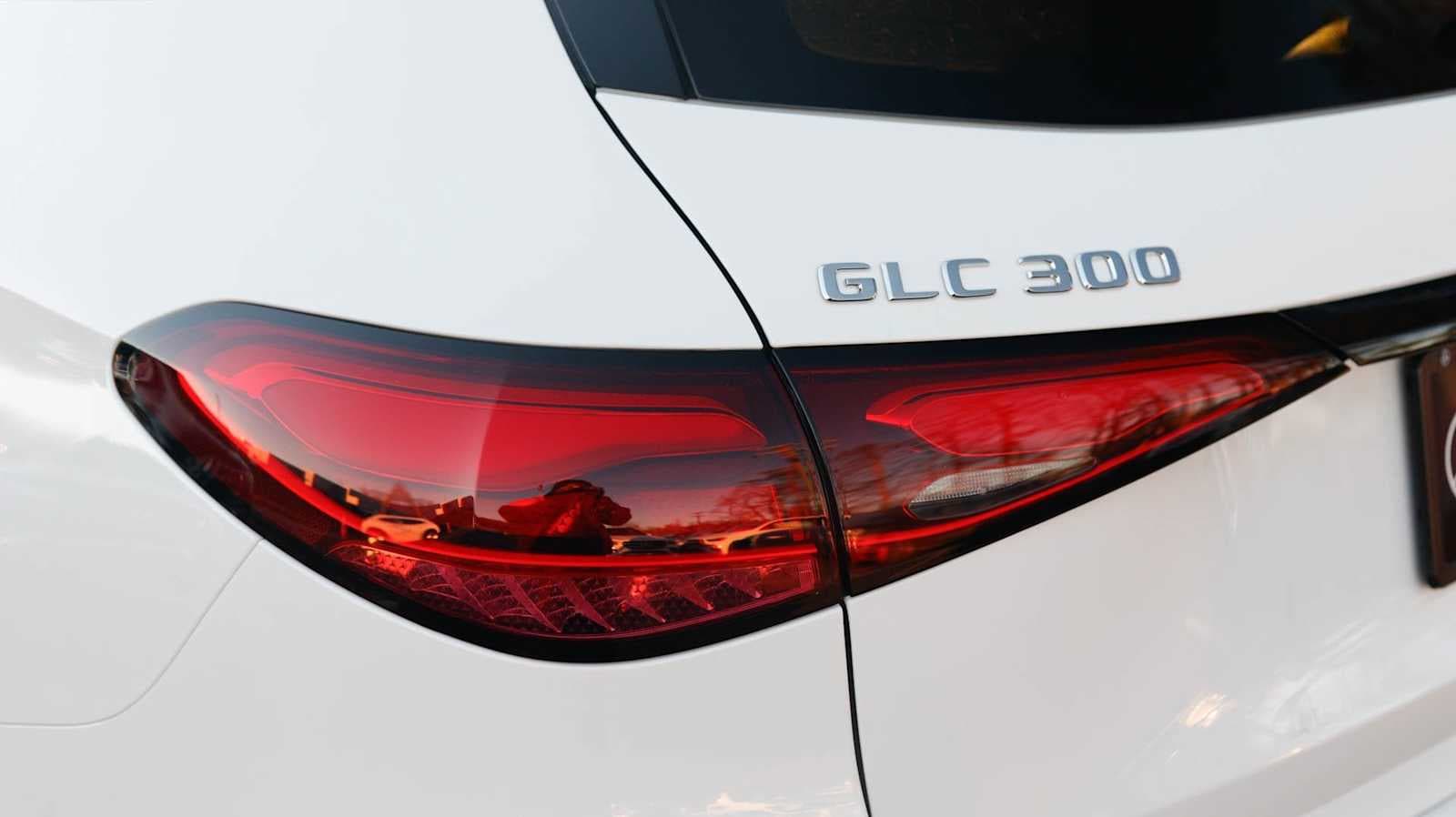 Thumbnail: 2026 Mercedes-Benz GLC - 28