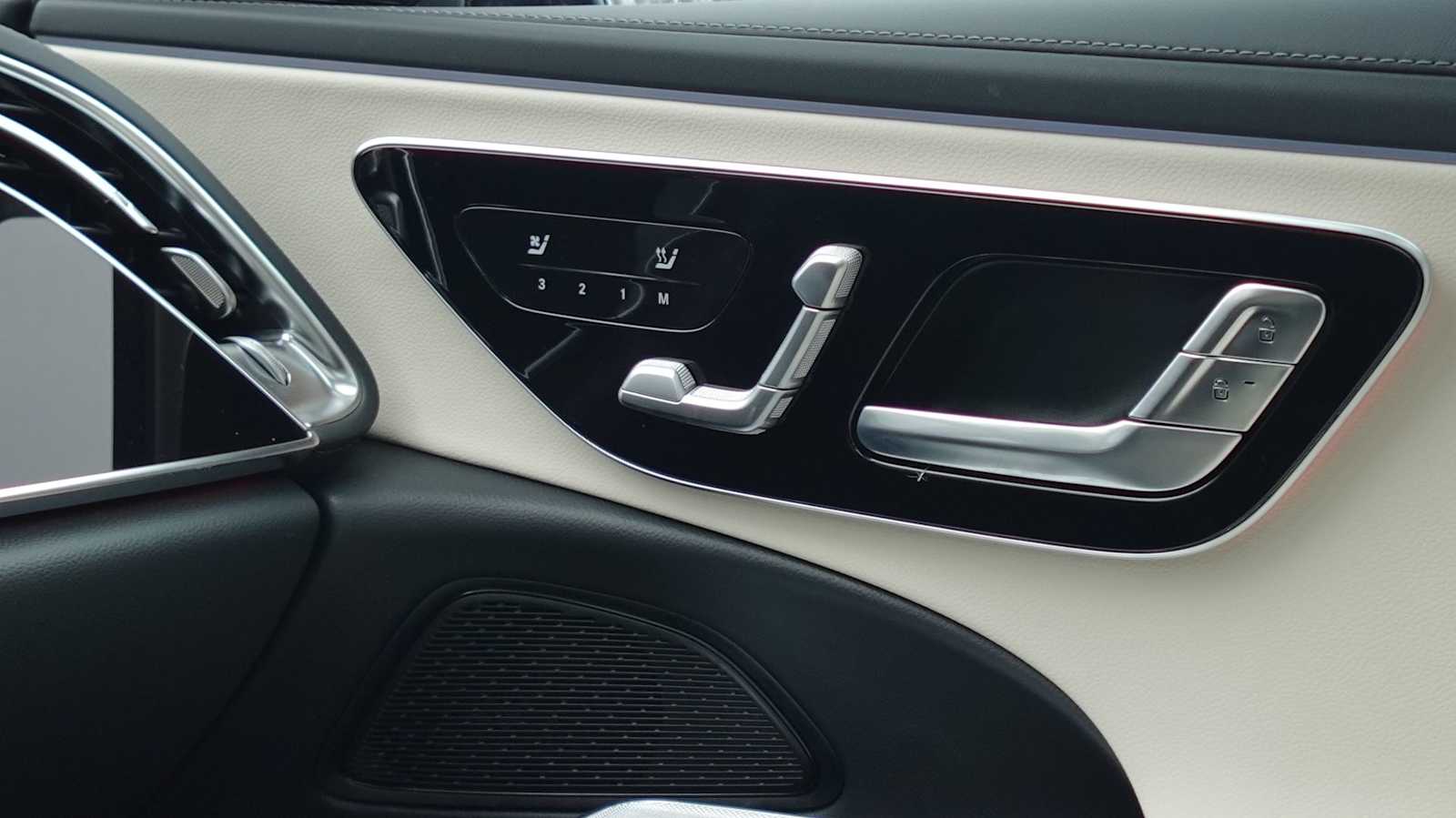 Thumbnail: 2026 Mercedes-Benz E-Class - 37