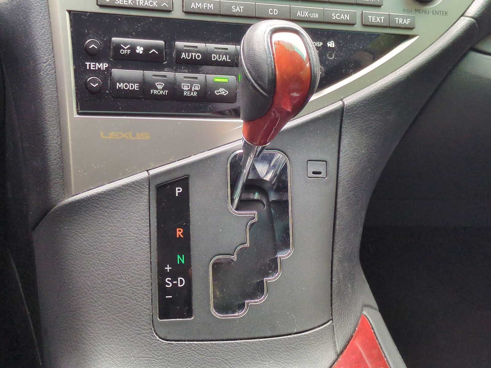 Thumbnail: 2010 Lexus RX - 35