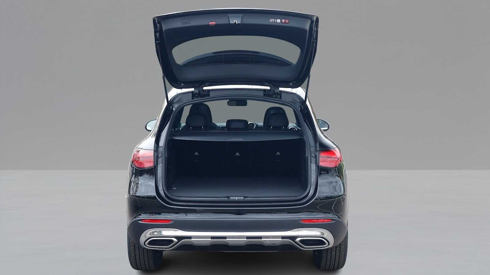 Thumbnail: 2026 Mercedes-Benz GLC - 7