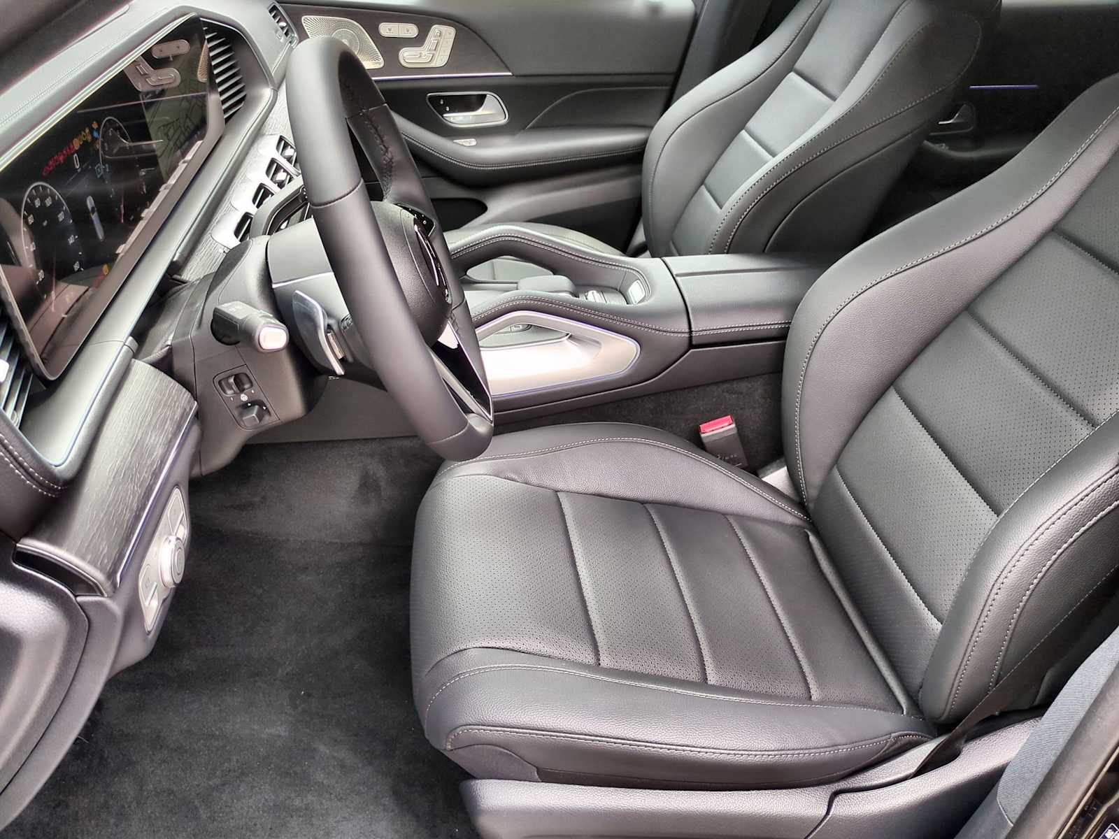 Thumbnail: 2025 Mercedes-Benz GLS - 17