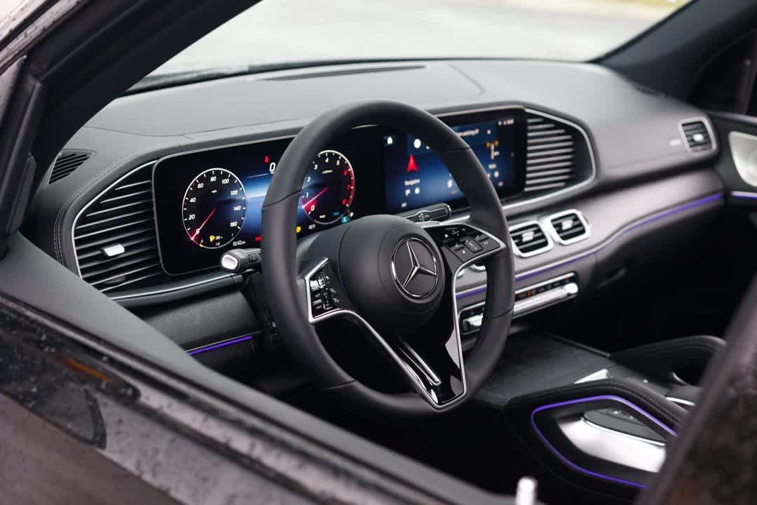 Thumbnail: 2026 Mercedes-Benz GLE - 15