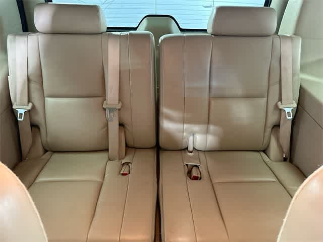 Thumbnail: 2011 Cadillac Escalade - 36