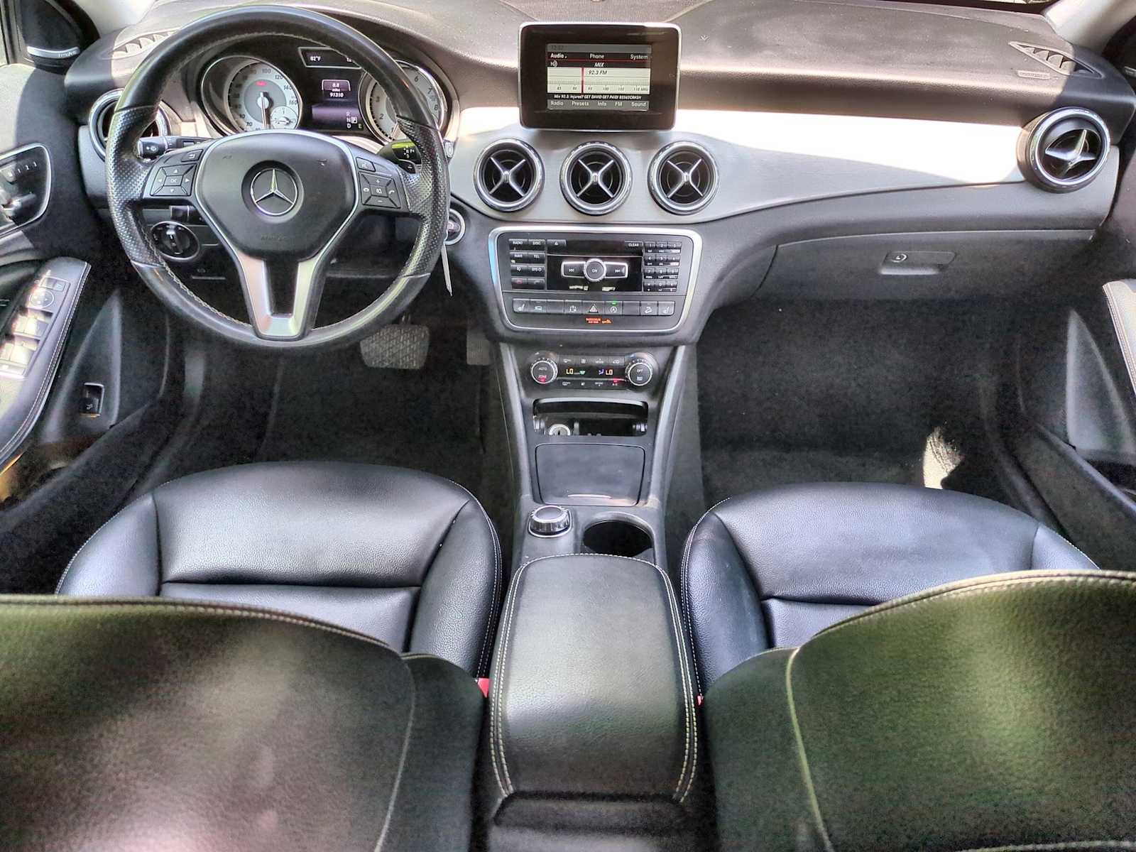 Thumbnail: 2015 Mercedes-Benz GLA - 16
