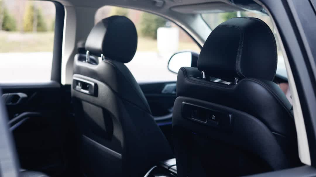 Thumbnail: 2020 BMW X7 - 25