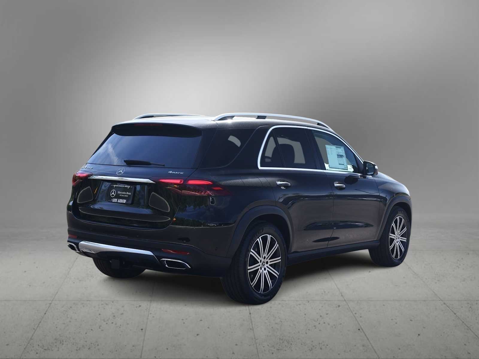 Thumbnail: 2026 Mercedes-Benz GLE - 5