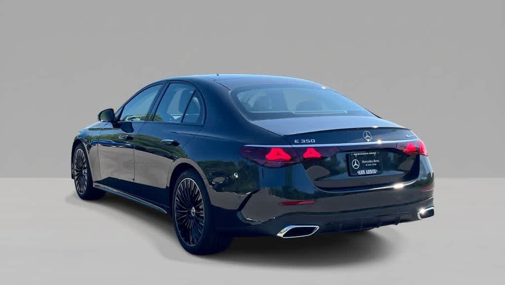 Thumbnail: 2026 Mercedes-Benz E-Class - 4