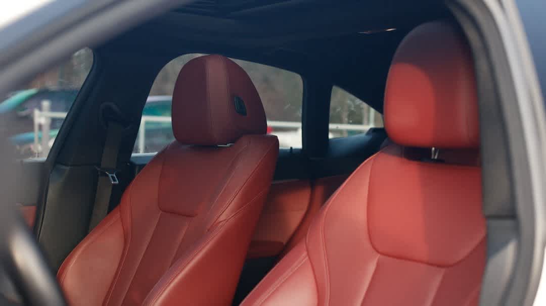 Thumbnail: 2022 BMW i4 - 20