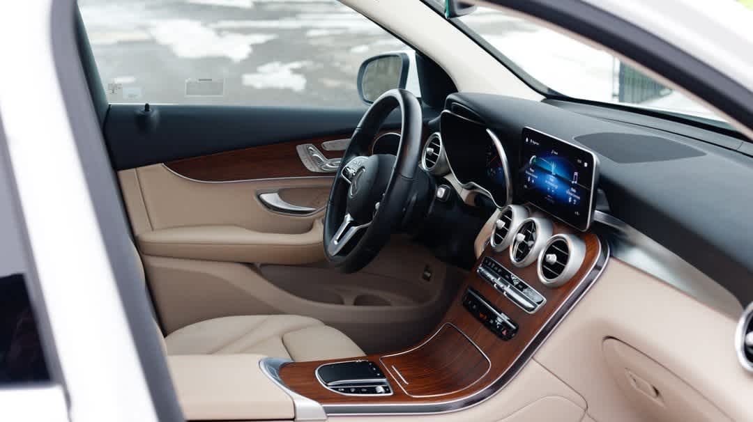 Thumbnail: 2022 Mercedes-Benz GLC - 19