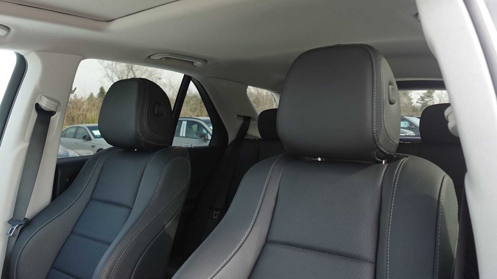 Thumbnail: 2026 Mercedes-Benz GLE - 21