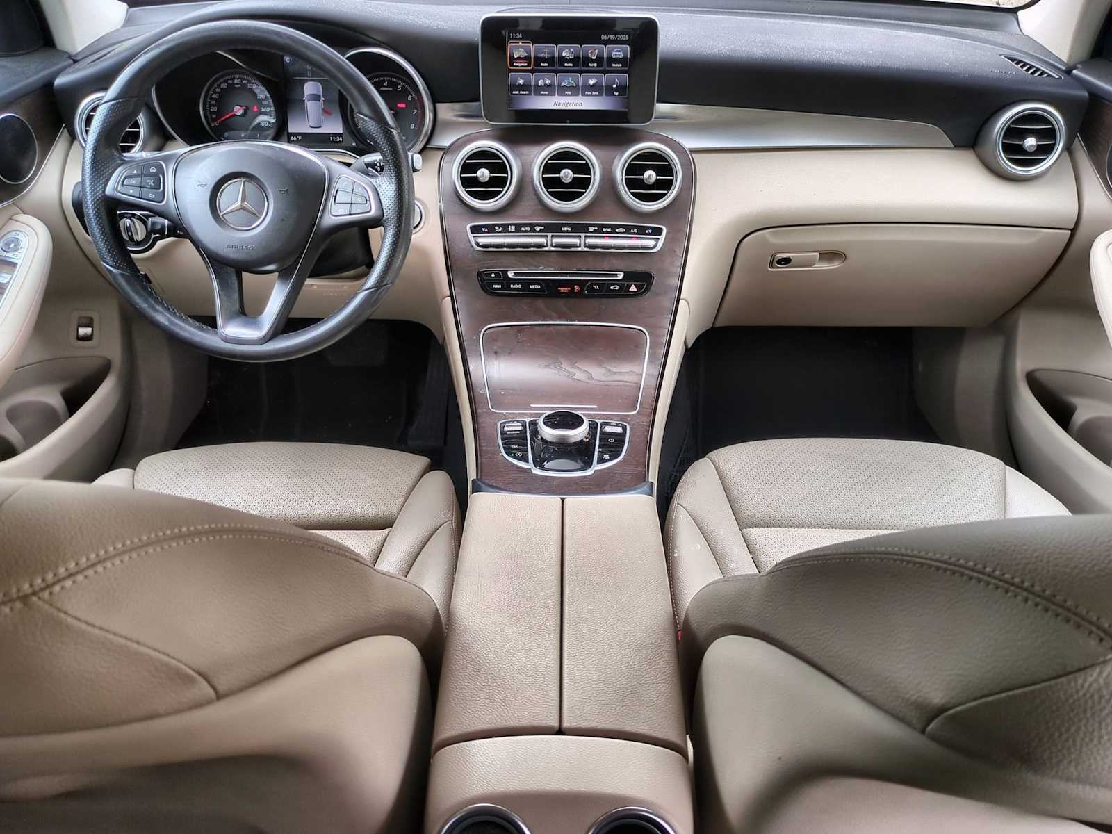 Thumbnail: 2018 Mercedes-Benz GLC - 16