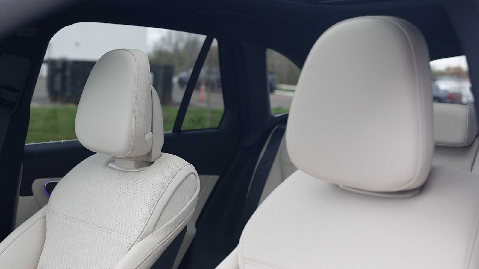 Thumbnail: 2026 Mercedes-Benz GLC - 14