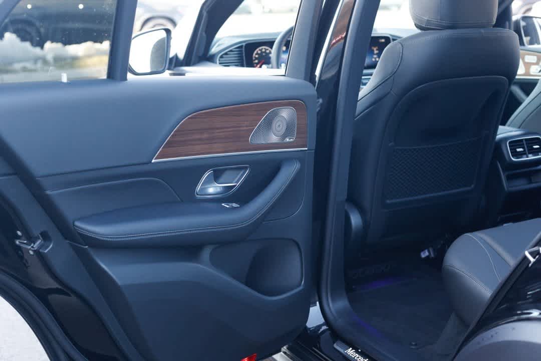 Thumbnail: 2026 Mercedes-Benz GLE - 25