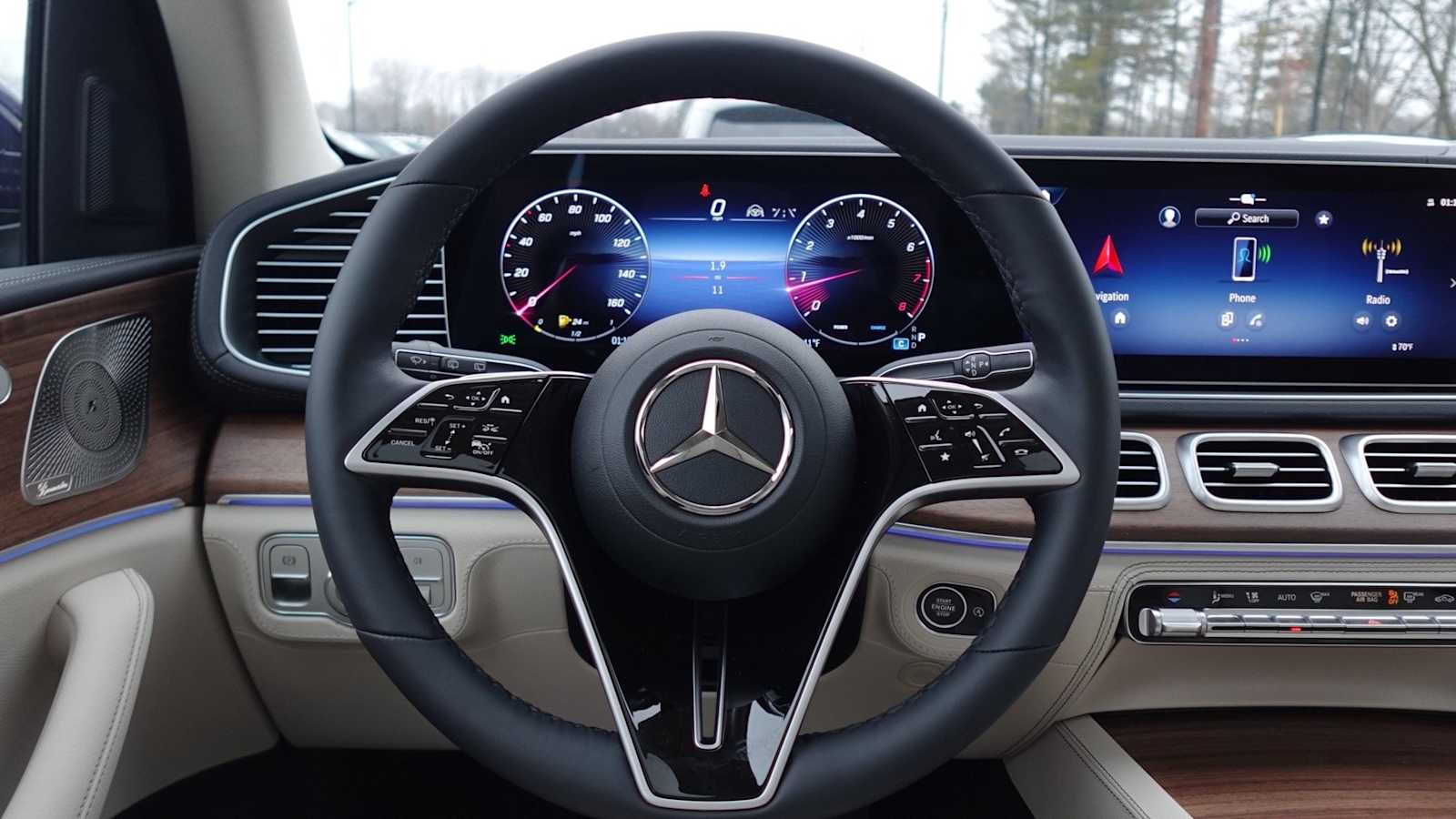 Thumbnail: 2026 Mercedes-Benz GLE - 36