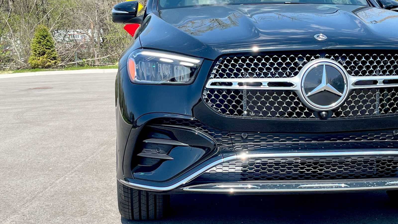 Thumbnail: 2026 Mercedes-Benz GLE - 22
