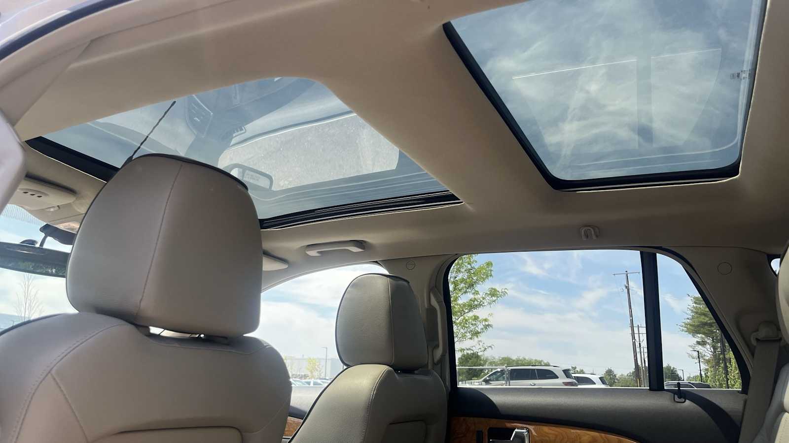 Thumbnail: 2013 Lincoln MKX - 36