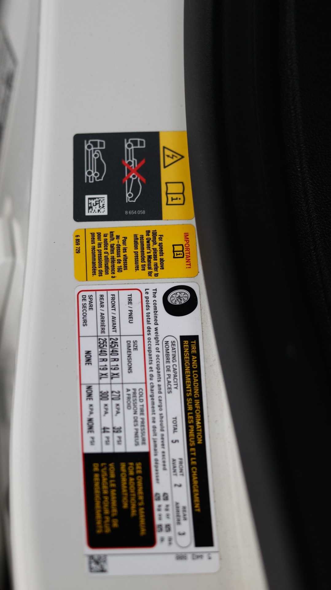 Thumbnail: 2022 BMW i4 - 48