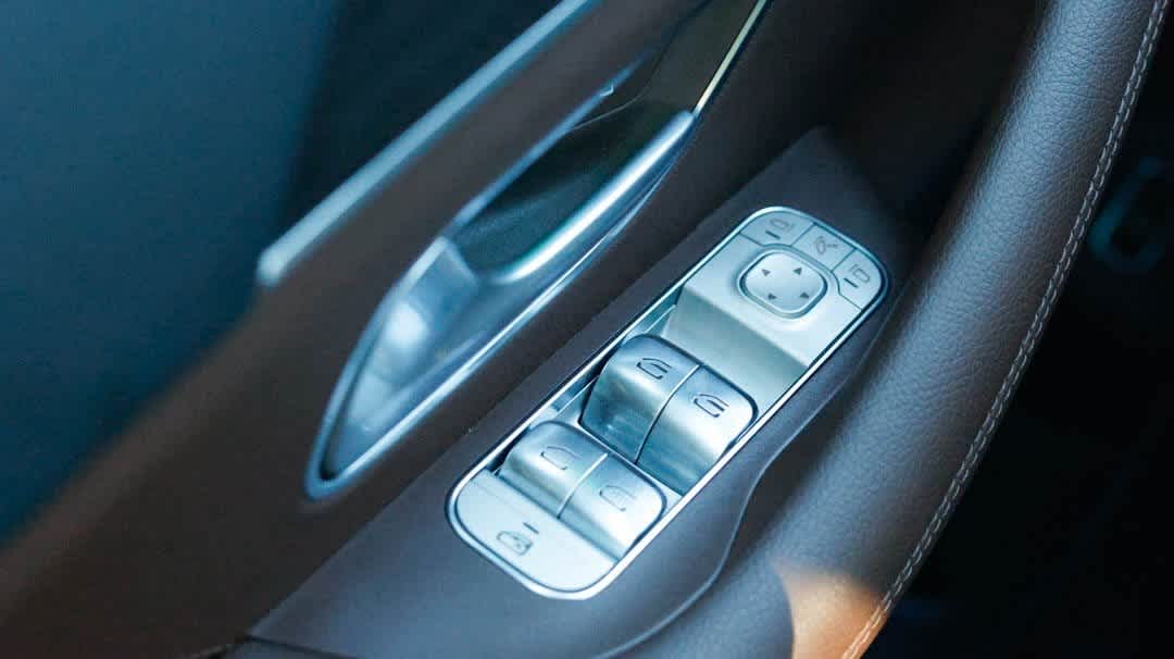 Thumbnail: 2024 Mercedes-Benz GLS - 32