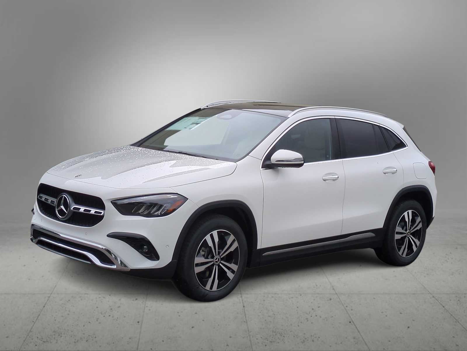 Thumbnail: 2026 Mercedes-Benz GLA - 4
