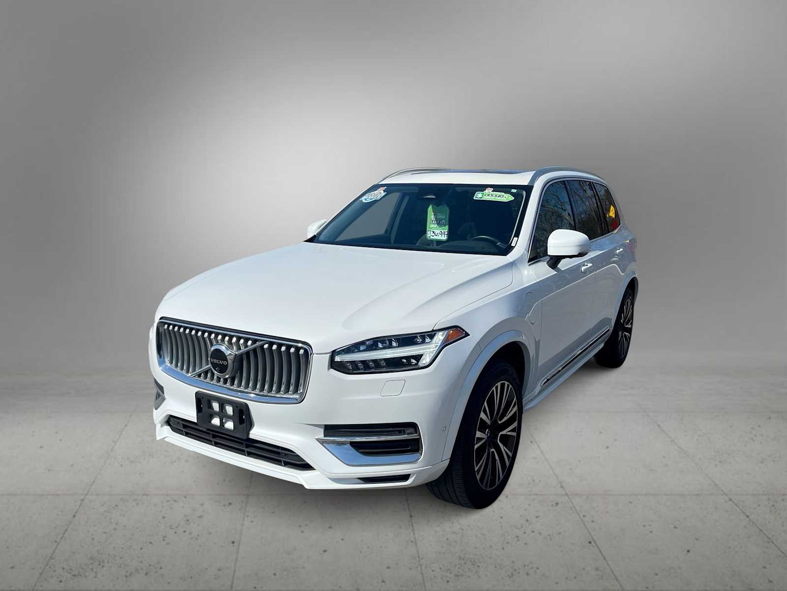 Thumbnail: 2023 Volvo XC90 - 1