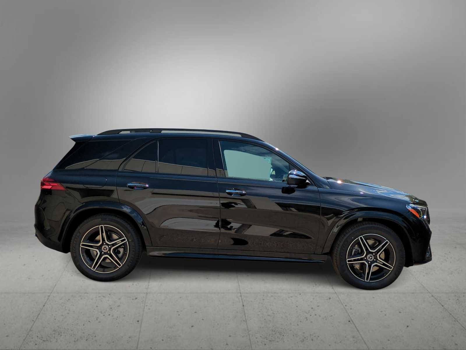 Thumbnail: 2026 Mercedes-Benz GLE - 9