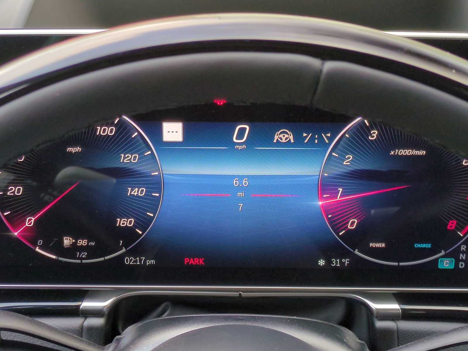 Thumbnail: 2025 Mercedes-Benz B-Class - 35