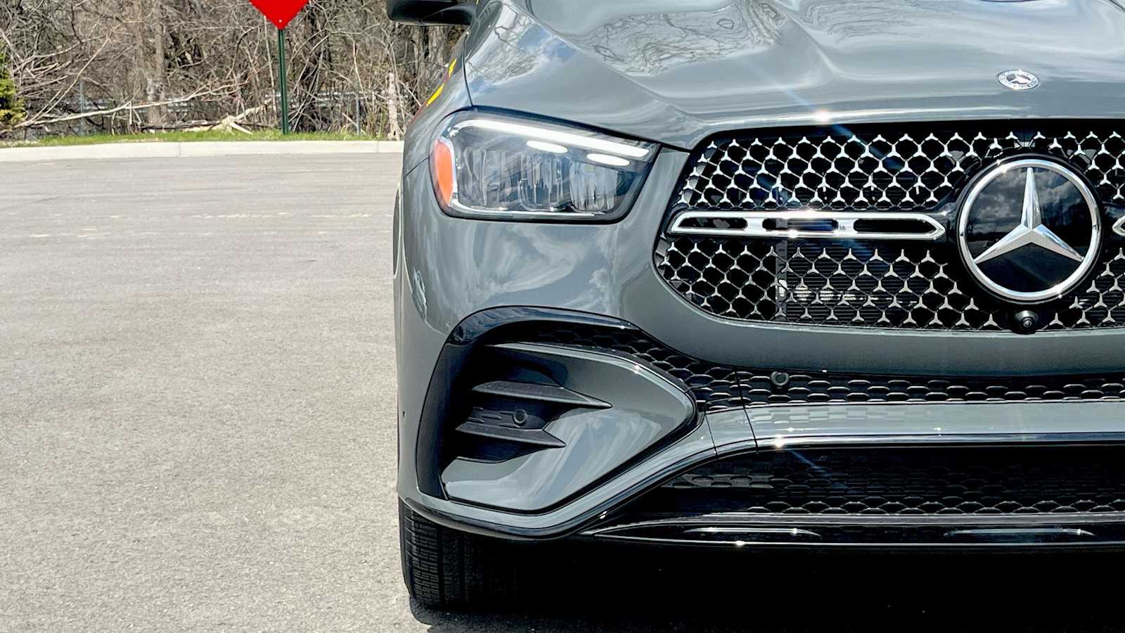 Thumbnail: 2026 Mercedes-Benz GLE - 22