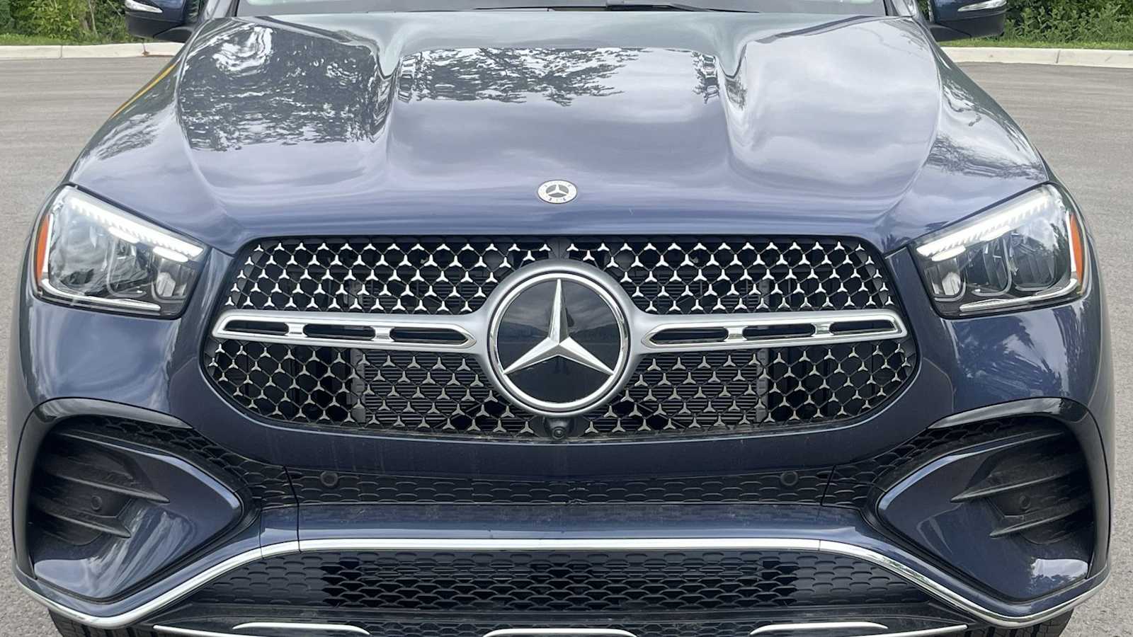 Thumbnail: 2026 Mercedes-Benz GLE - 24