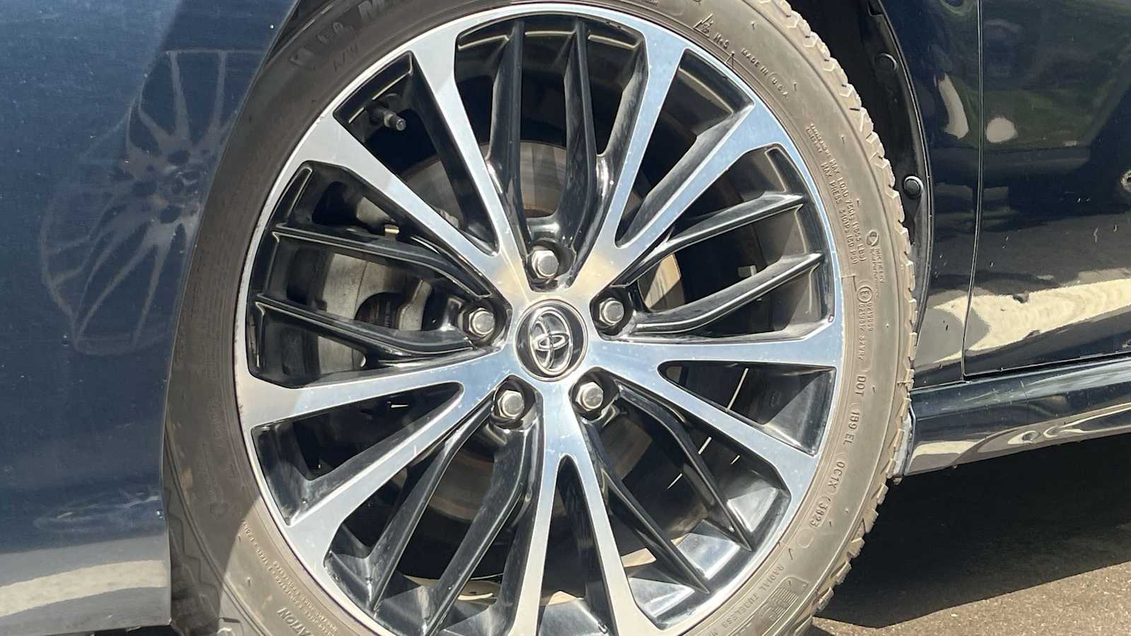 Thumbnail: 2020 Toyota Camry - 26