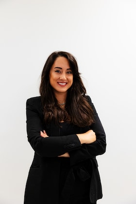 Staff member Susie Arrow from ID_0ab618