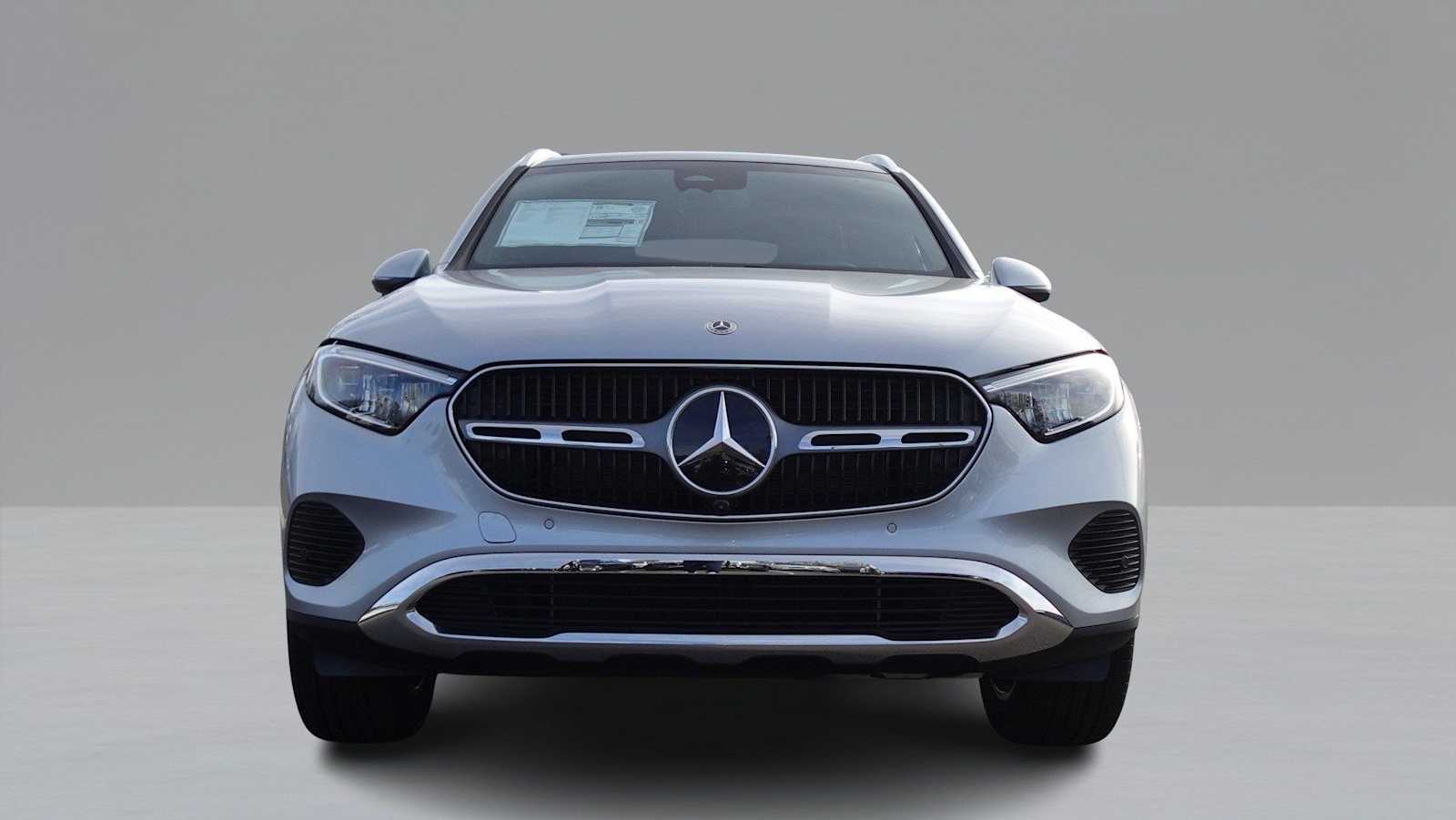 Thumbnail: 2026 Mercedes-Benz GLC - 2