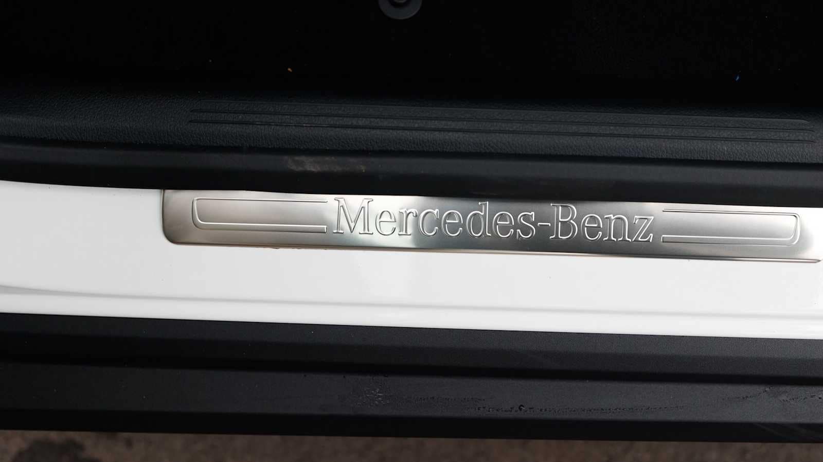 Thumbnail: 2026 Mercedes-Benz GLC - 32