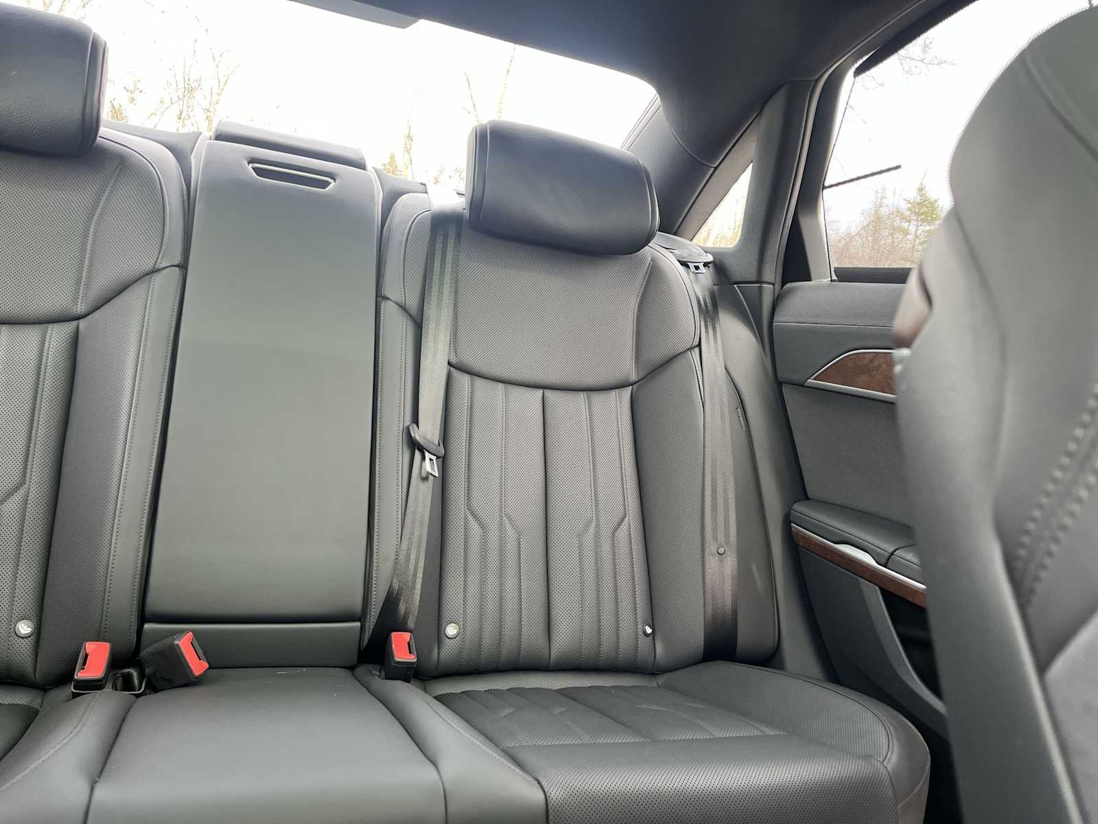 Thumbnail: 2023 Audi A8 - 32