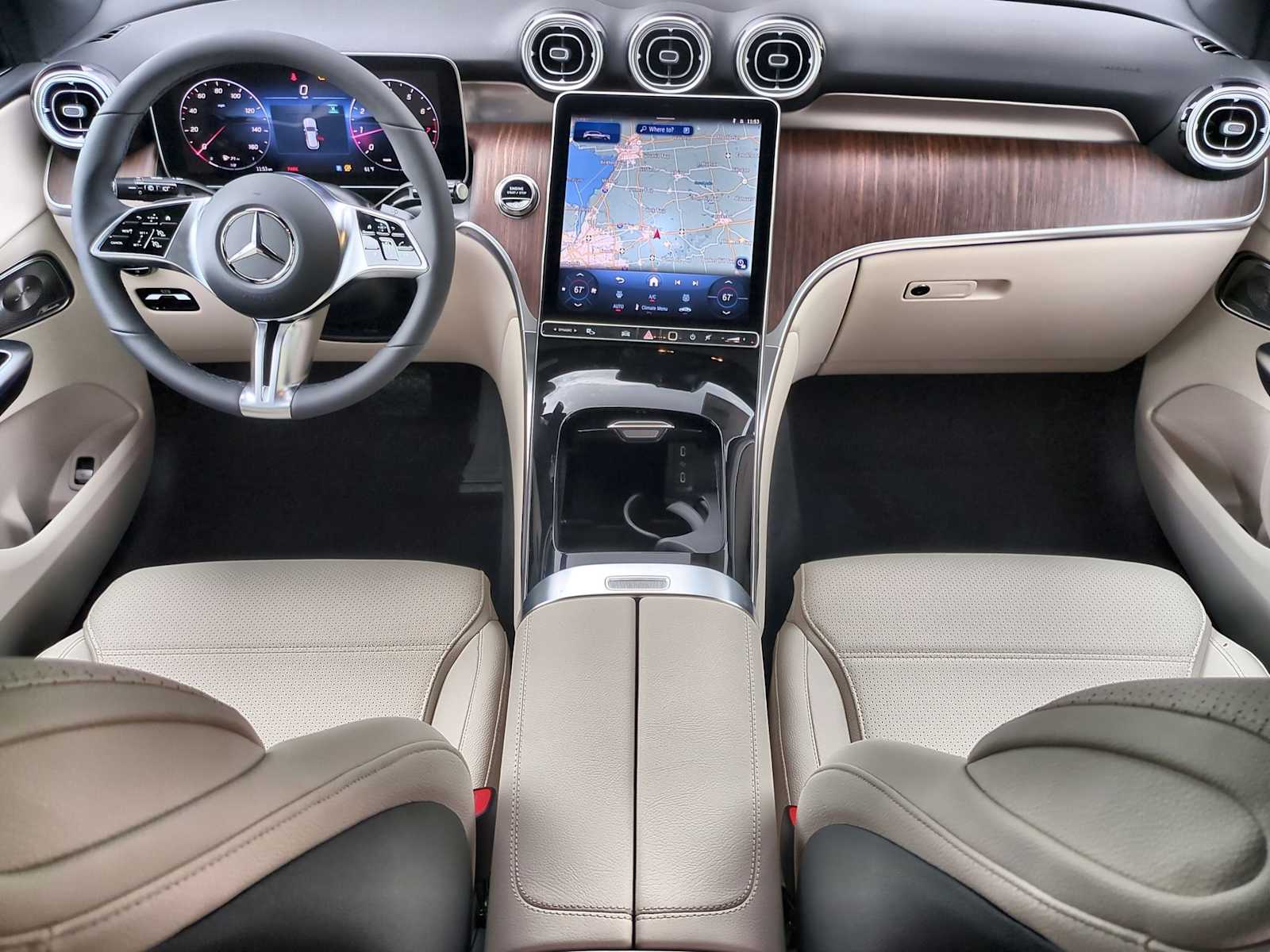 Thumbnail: 2025 Mercedes-Benz GLC - 16