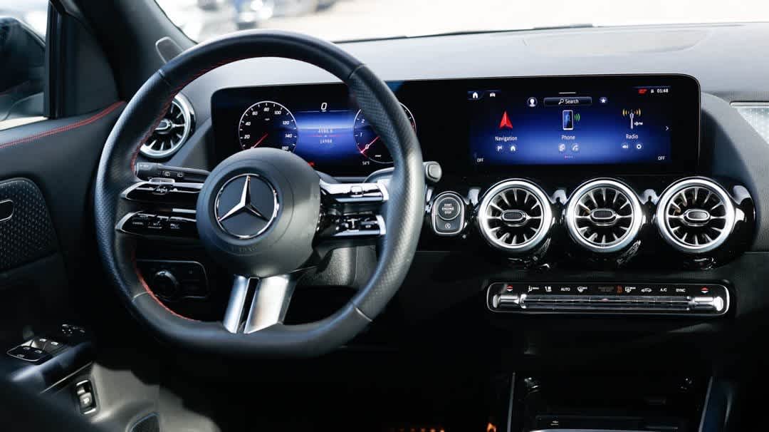 Thumbnail: 2025 Mercedes-Benz GLA - 15