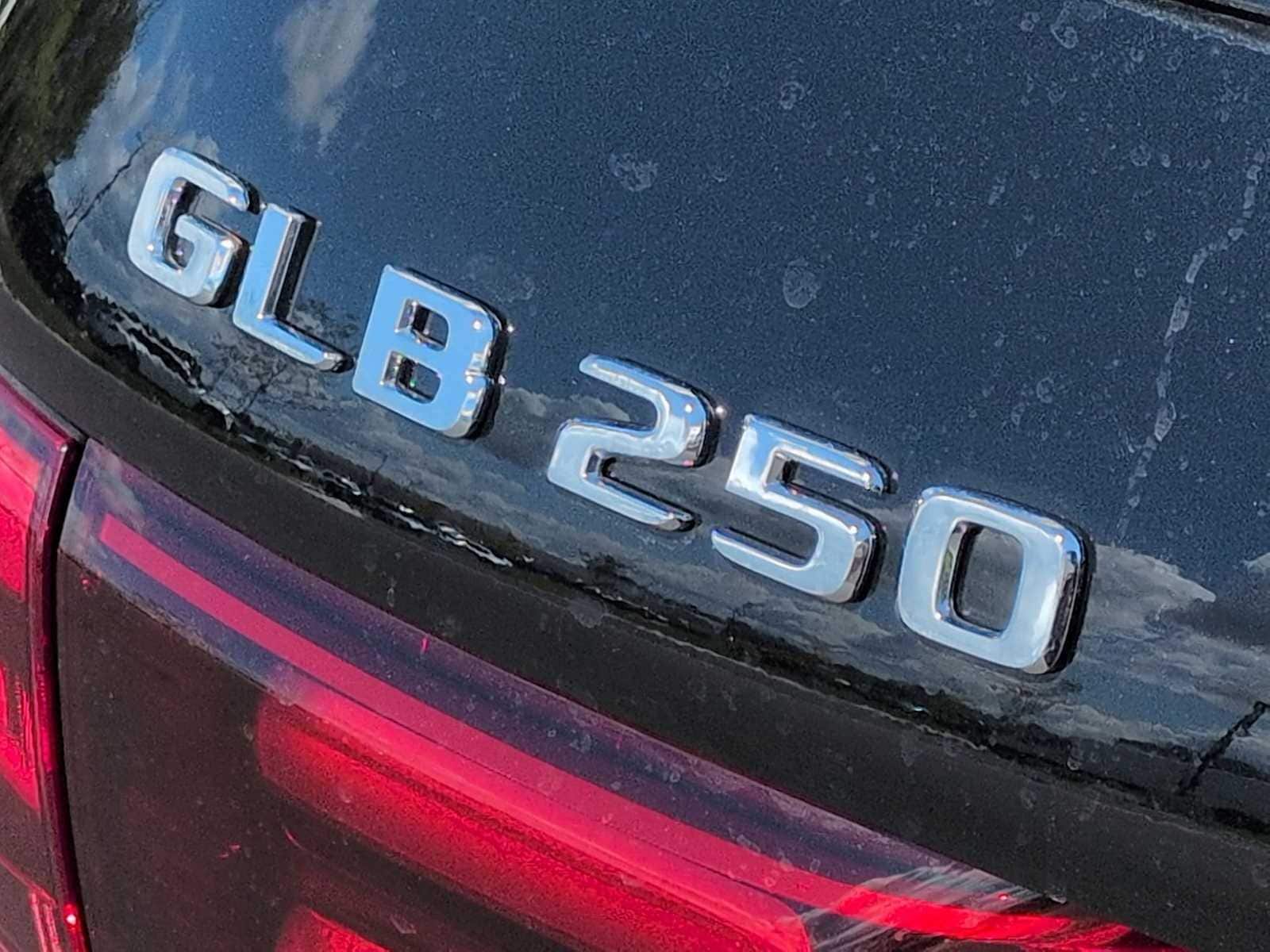 Thumbnail: 2026 Mercedes-Benz GLB - 13