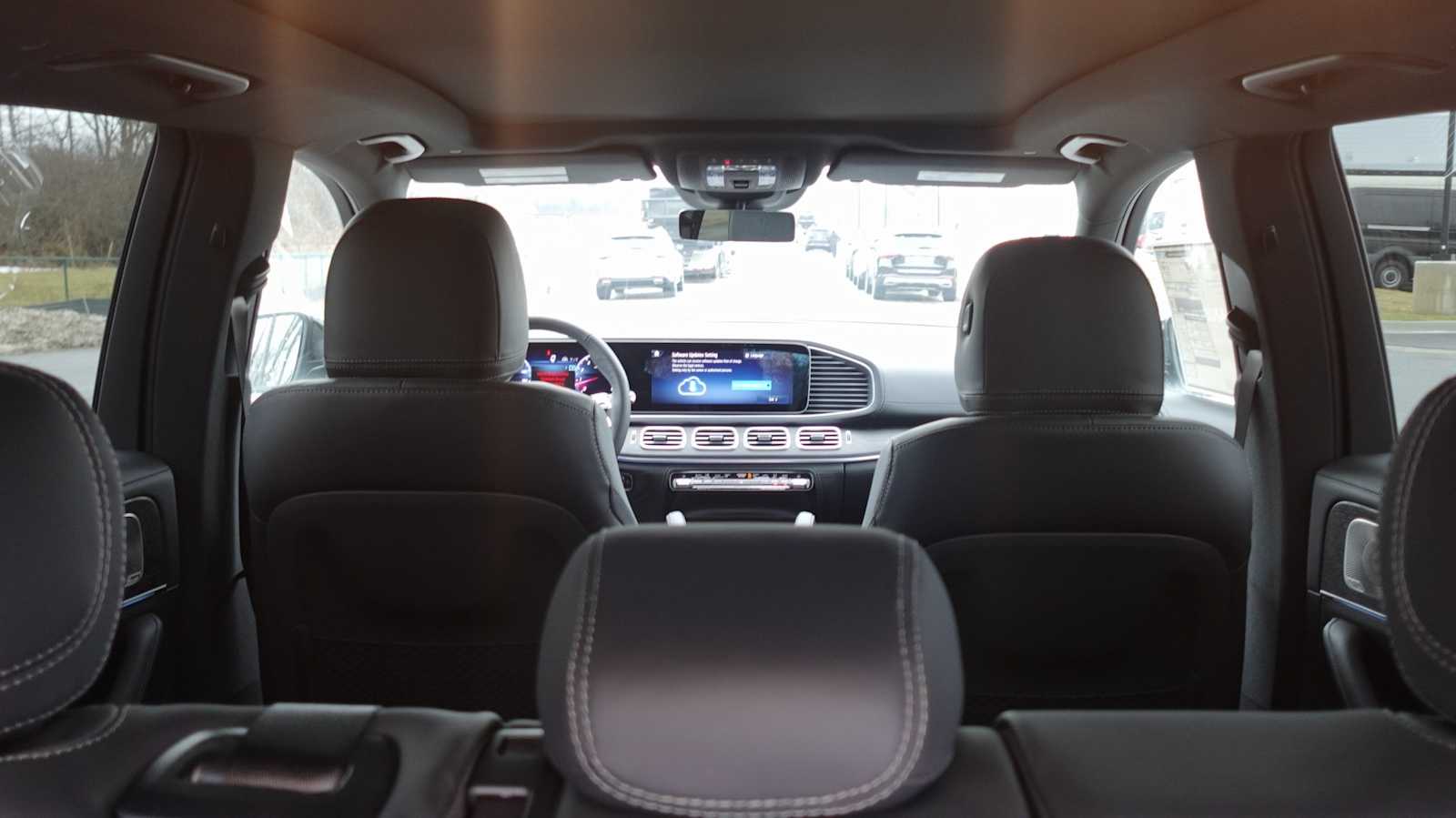 Thumbnail: 2026 Mercedes-Benz GLE - 22