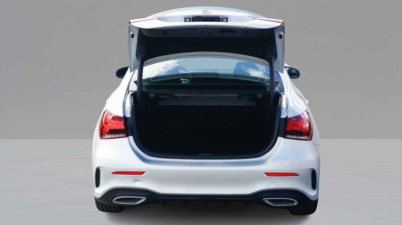 Thumbnail: 2022 Mercedes-Benz A-Class - 9