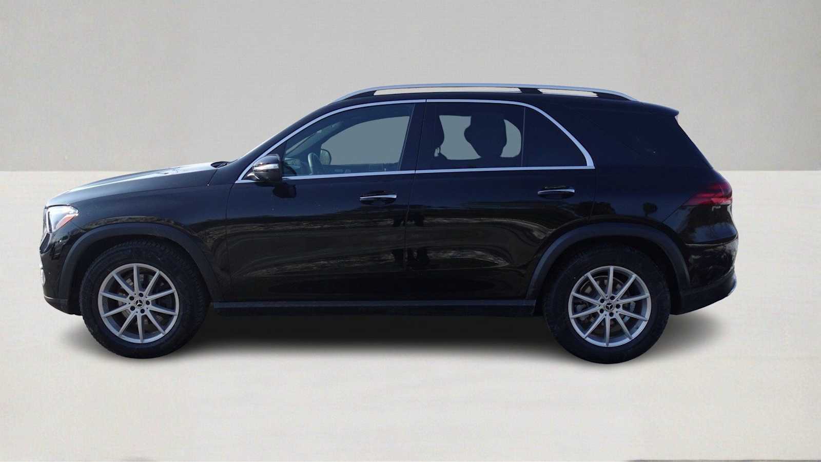 Thumbnail: 2026 Mercedes-Benz GLE - 8