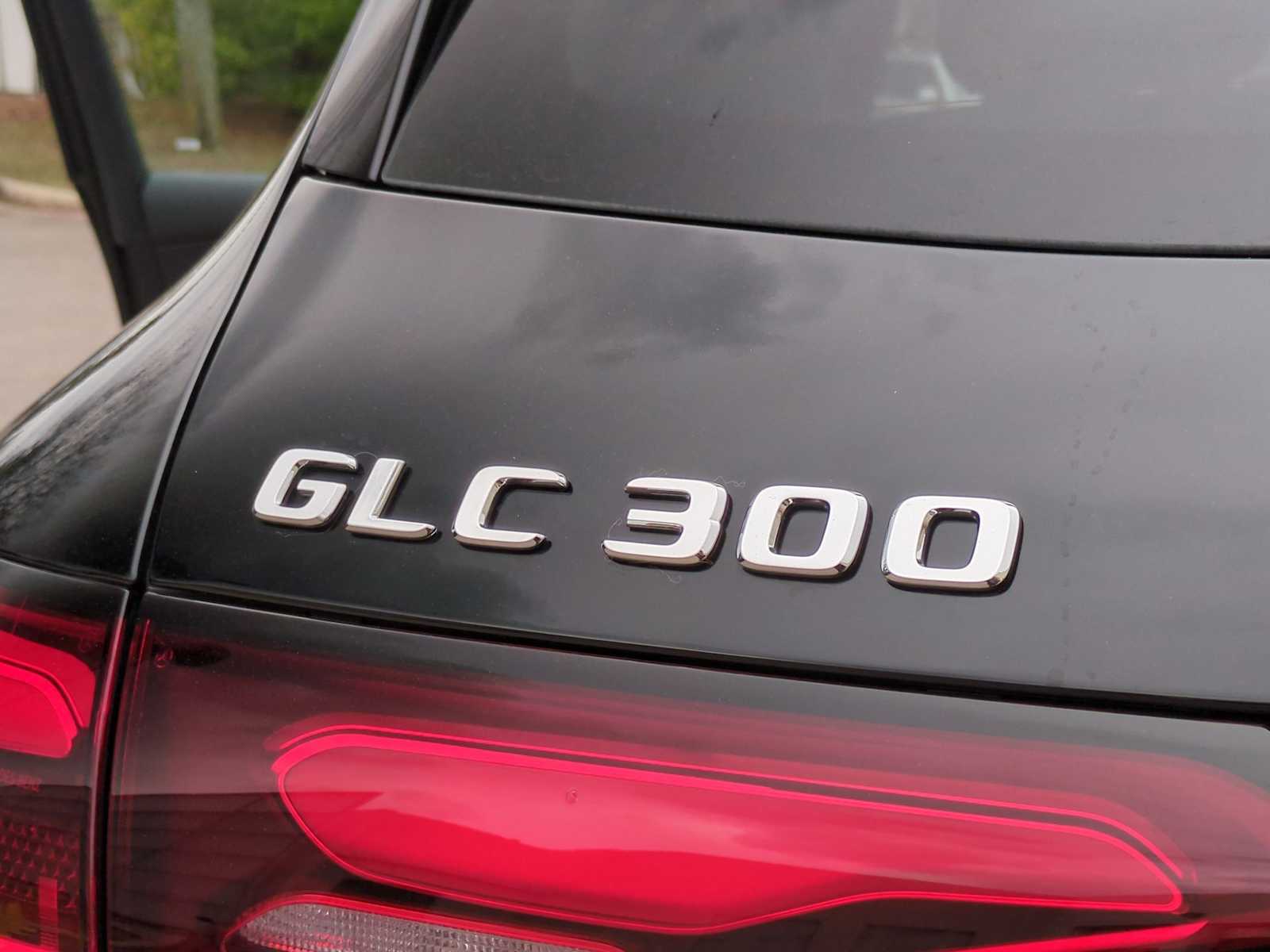 Thumbnail: 2025 Mercedes-Benz GLC - 13