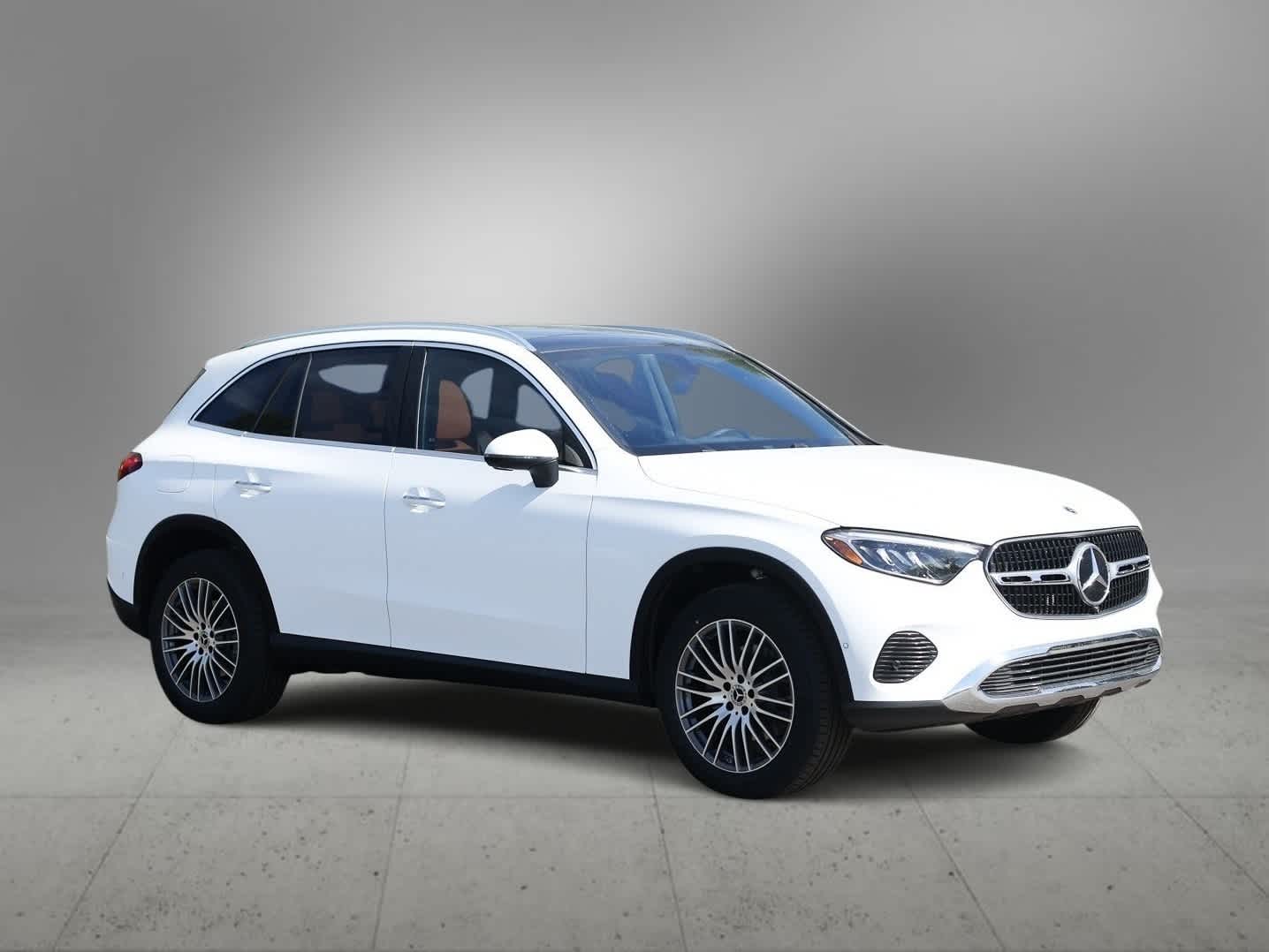 2026 Mercedes Benz GLC 300 4MATIC photo 3