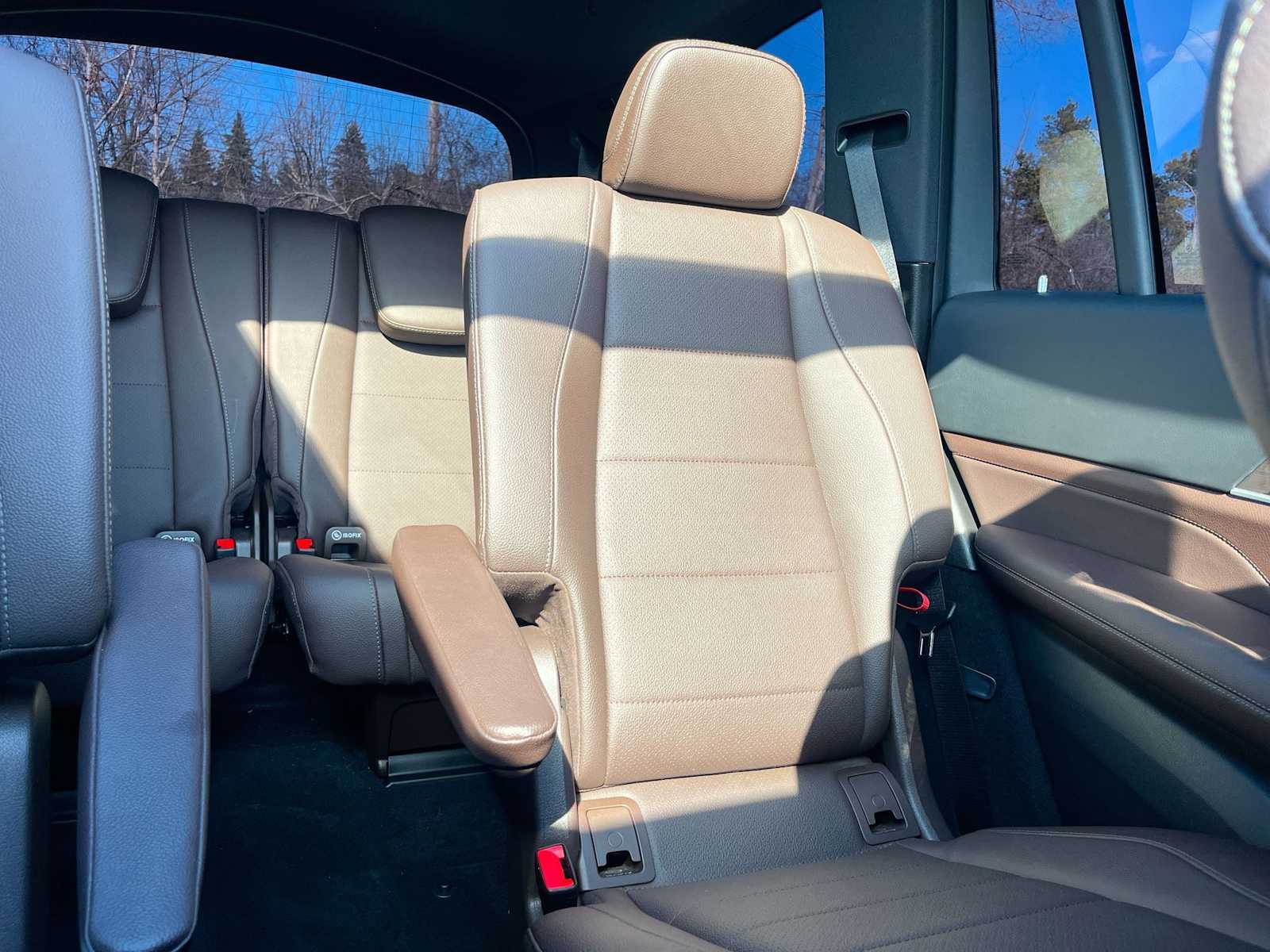 Thumbnail: 2022 Mercedes-Benz GLS - 25