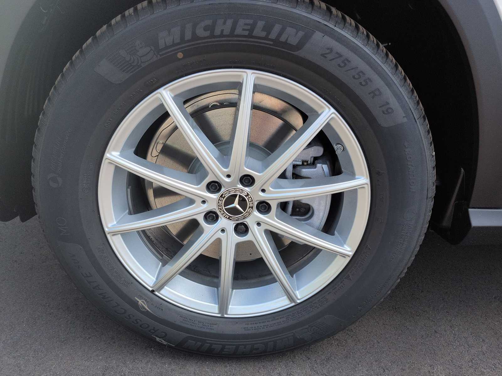 Thumbnail: 2026 Mercedes-Benz GLE - 14