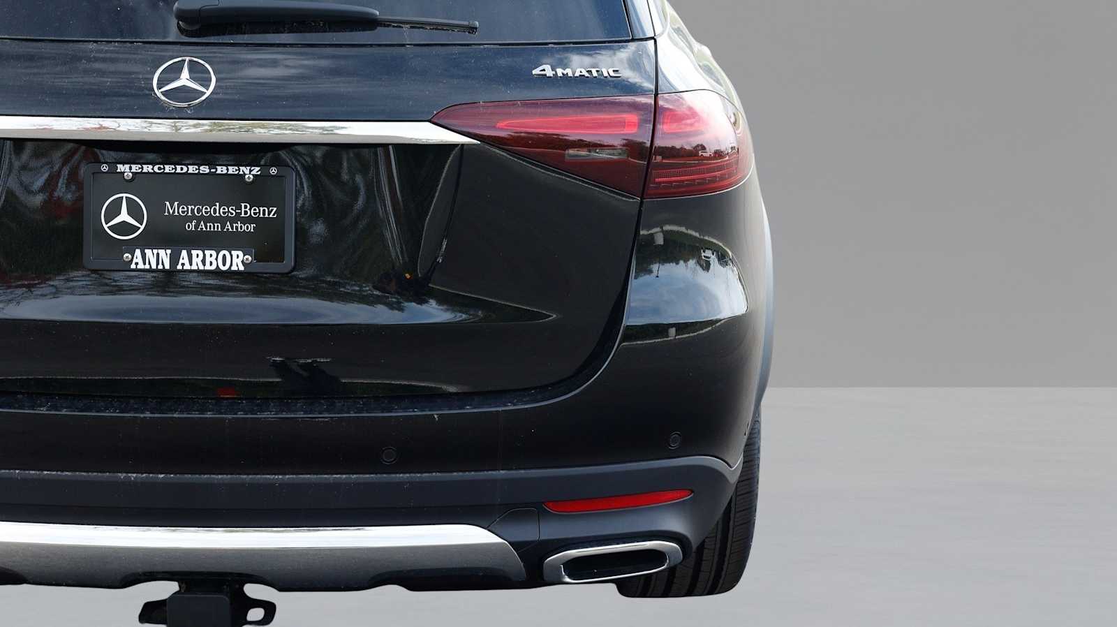 Thumbnail: 2026 Mercedes-Benz GLE - 10