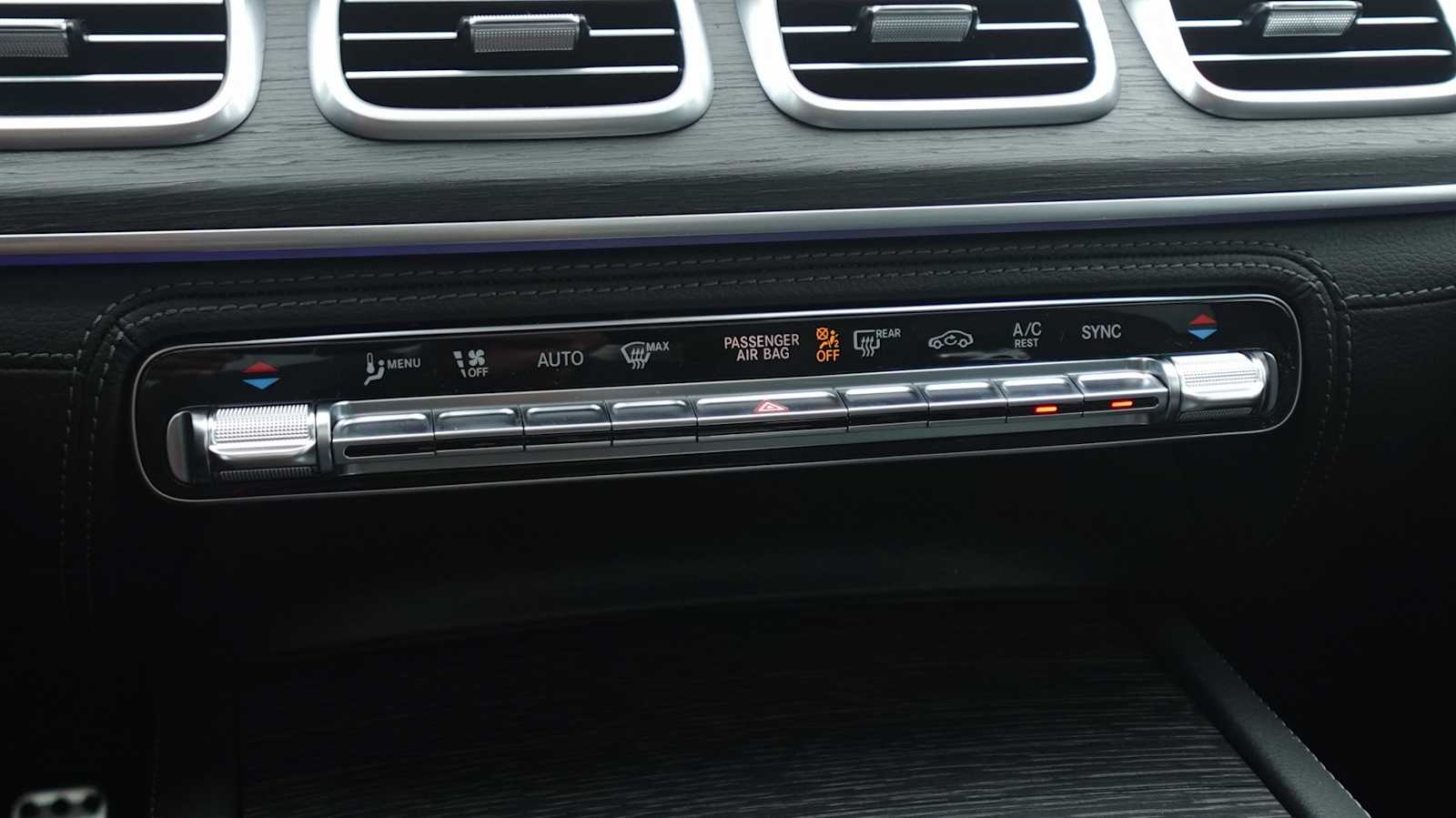 Thumbnail: 2026 Mercedes-Benz GLE - 37